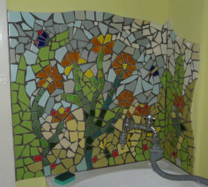 Mosaik an Handwaschbecken