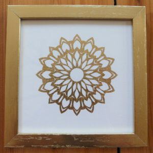 Mandala Scherenschnitt gold Meditation