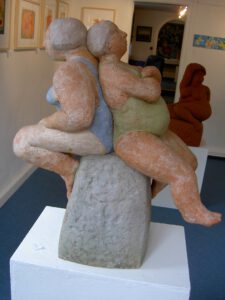 Badende Zwei hocken Gemütlichkeit, Badeanzug, Keramik